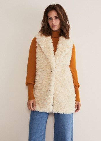 Phase Eight Annie Faux Fur Gilet Coats Cream Canada | BCFNGA-523